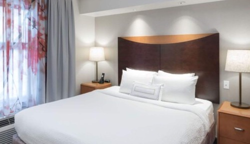 Habitación, 1 cama de matrimonio grande (Mobility/Hearing Access, Roll-In Shwr)