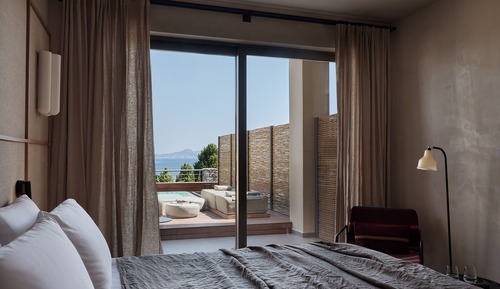 Double Room in Bungalow Sea View with Outdoor Mini Pool Hydromassage