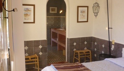 Habitación superior con 1 cama doble o 2 individuales