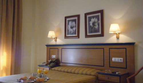 Double Room (with extra bed)