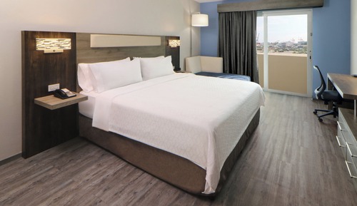 Habitación estándar, 1 cama de matrimonio grande, balcón