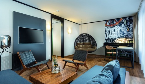Suite