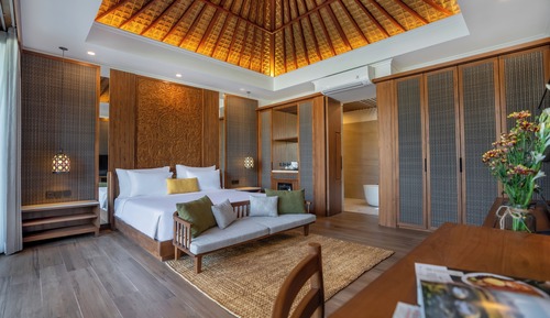 One Bedroom Pool Villa with Lunch or Dinner