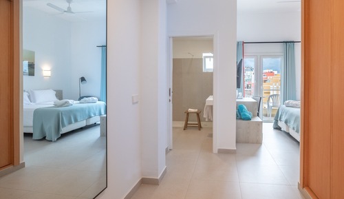 Habitación individual superior, balcón, vistas al mar (Renovada)