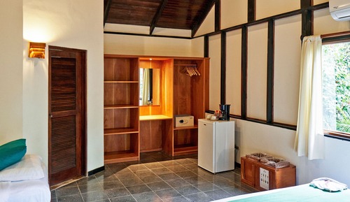 Bungalow, vistas al jardín
