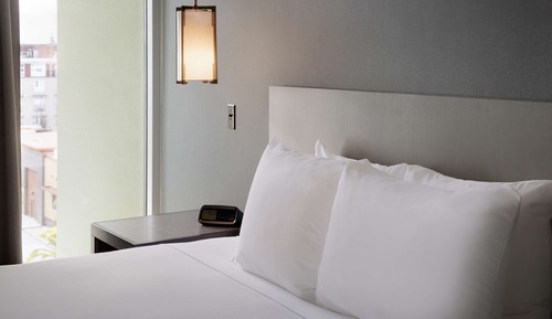 Estudio, 1 cama de matrimonio grande con sofá cama