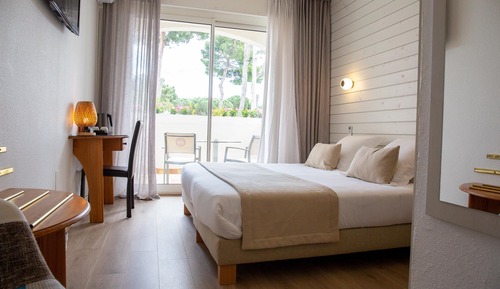 Habitación doble, en edificio anexo (Annex Villa)