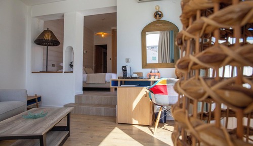 Suite junior, terraza, vistas al mar