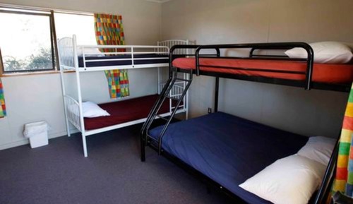 Cabaña estándar (3 Bunk Beds)