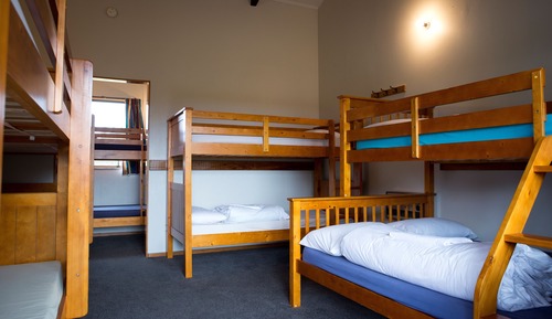 Cabaña estándar (5 Bunk Beds)