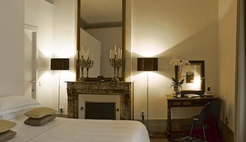 Habitación (Room M)