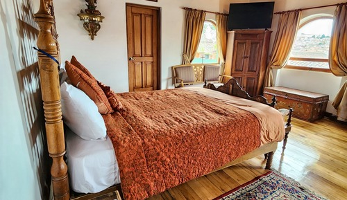 Apartamento Deluxe, varias camas, baño privado, vistas a la ciudad