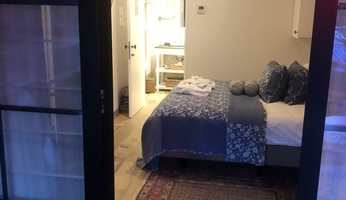 Habitación estándar doble, 1 cama de matrimonio grande, vistas a la piscina