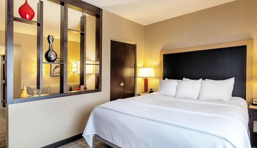Suite, 1 cama de matrimonio grande con sofá cama, no fumadores