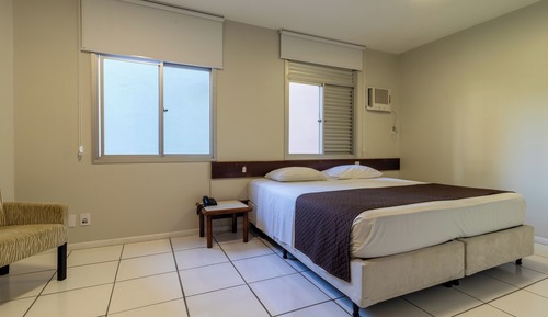 Habitación económica doble (sem sacada)