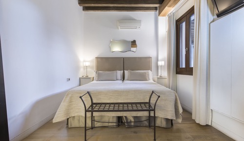 Habitación doble, en la zona del patio