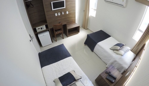 Habitación estándar con 1 cama doble o 2 individuales
