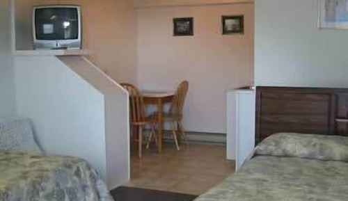Suite (Two Room)