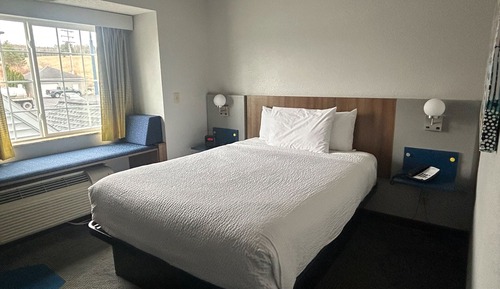 Habitación con matrimonial, no fum.