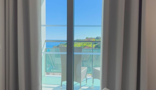 Suite dos dormitorios con vistas al mar 5 adults