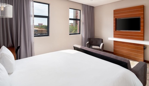 Habitación de lujo, 1 cama de matrimonio grande con sofá cama, vistas a la ciudad