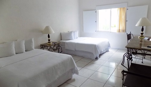 Habitación estándar doble, 2 camas dobles
