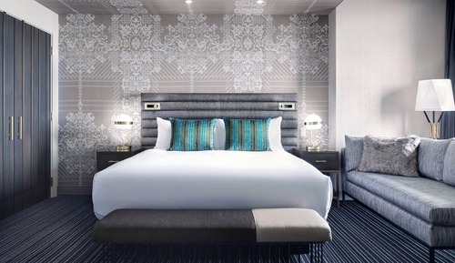 Terrace Suite Fountain View