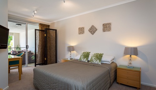 Apartamento, 2 habitaciones, vistas al jardín, en la zona del jardín