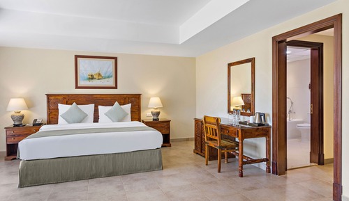 Suite junior, vistas a la piscina