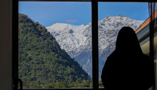 Estudio, 1 cama de matrimonio grande, vistas a la montaña