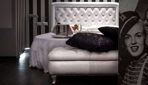 Suite (Victoria)