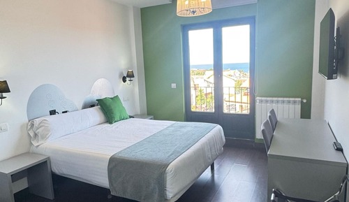 Habitación doble con vistas y terraza