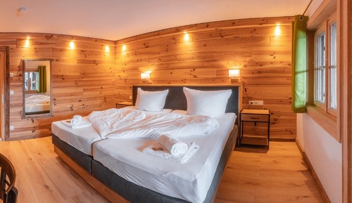 Habitación doble, 1 cama de matrimonio, no fumadores, balcón