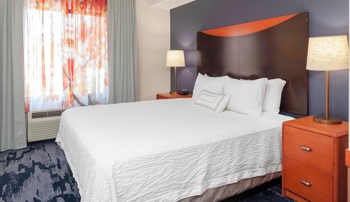 Suite, 1 cama de matrimonio grande con sofá cama (Mobility/Hearing Access, Transf Shwr)