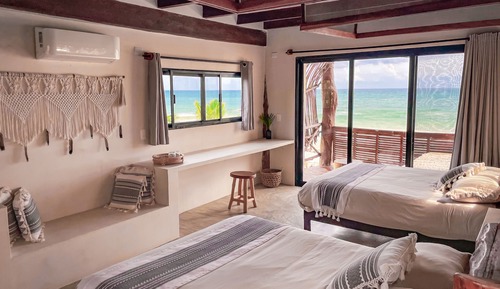 Habitación doble, vistas parciales al mar