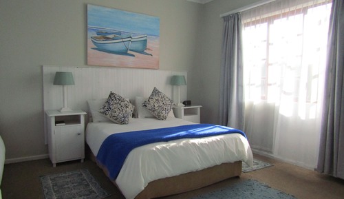 Habitación estándar con 1 cama doble o 2 individuales
