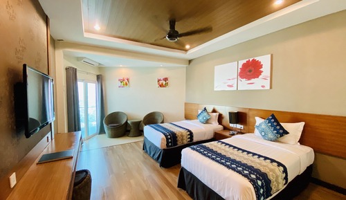 Habitación superior con 2 camas individuales (Room Only)
