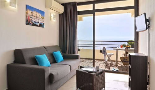 Apartamento, 1 habitación, balcón, vistas al mar