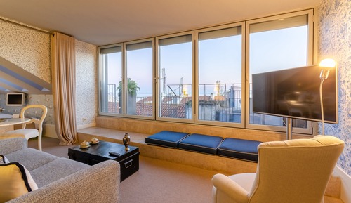 Suite, vistas al río