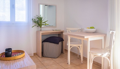 Estudio superior, vistas al mar