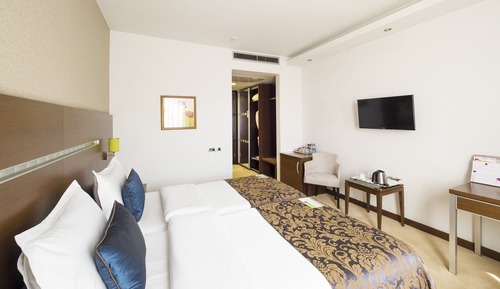 Habitación superior con 2 camas individuales