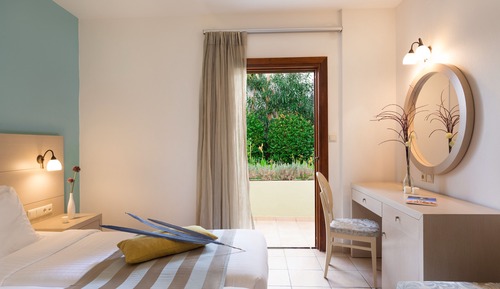 Habitación doble, vistas al jardín