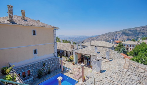 Superior Double Room with Pool View