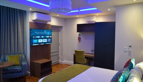 Estudio ejecutivo, baño privado (King)