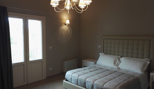 Suite de diseño, 1 cama de matrimonio, terraza, vistas a la piscina