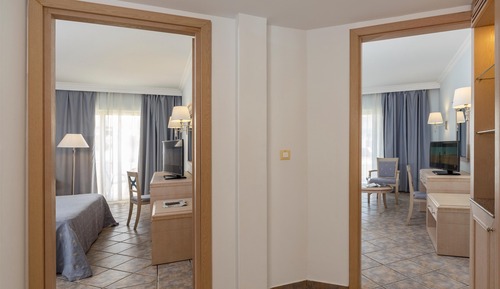 Suite familiar, 2 habitaciones, vistas al jardín
