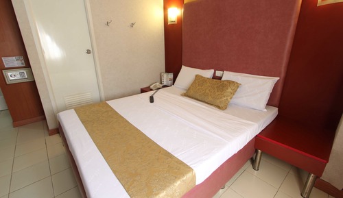Estudio, 1 cama de matrimonio