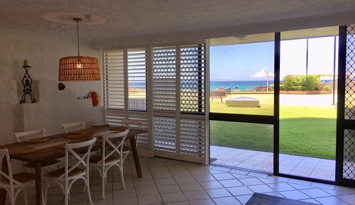 Apartamento superior, vistas a la playa, planta baja