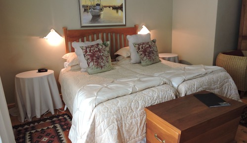Habitación estándar con 1 cama doble o 2 individuales