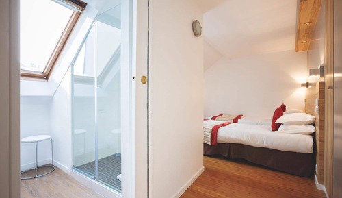 Habitación estándar con 1 cama doble o 2 individuales